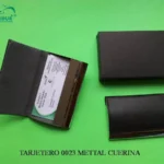 TARJETERO OVALADO 0023 METAL CUERINA